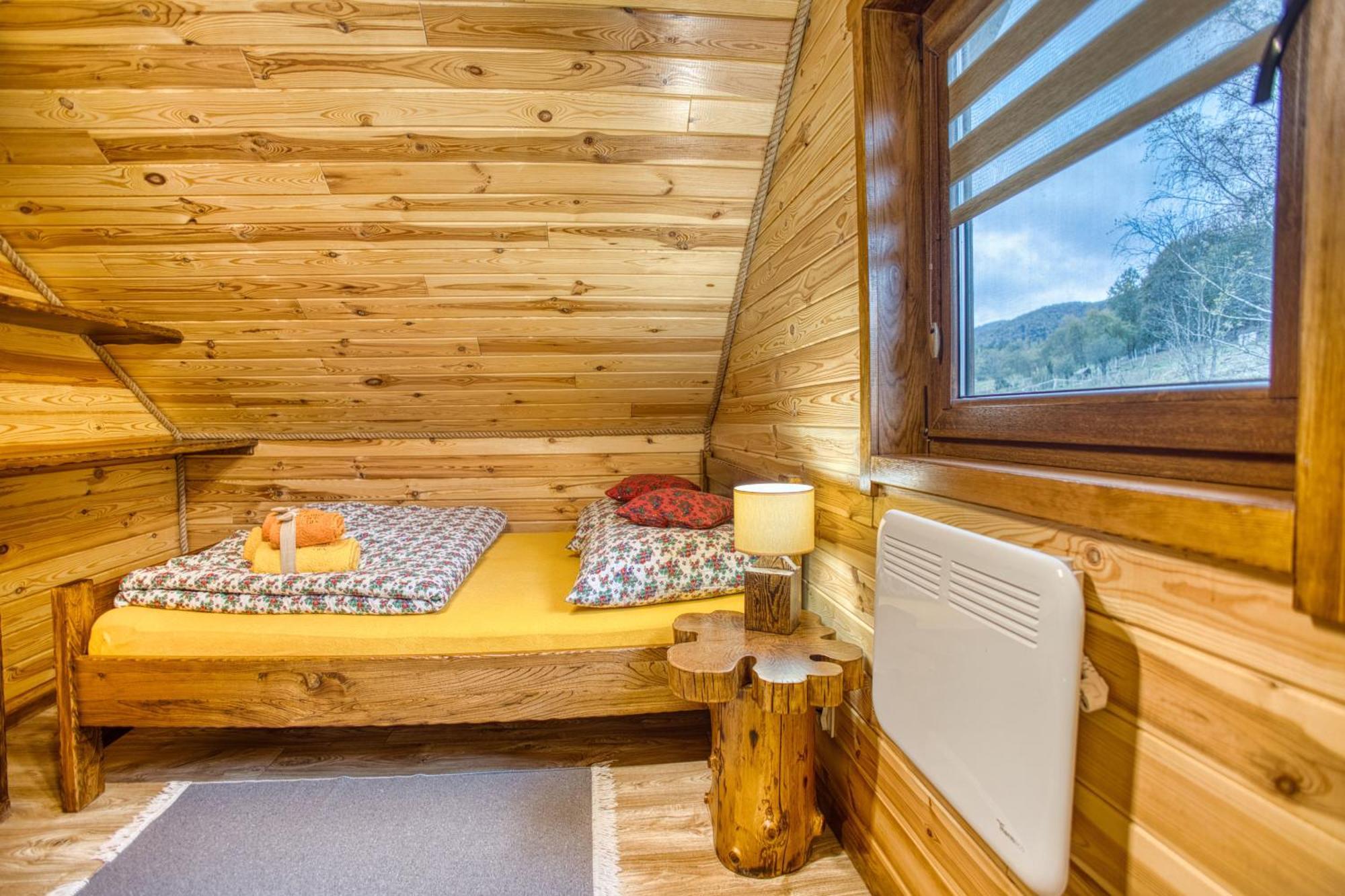 Pod Lipa. Holiday home *